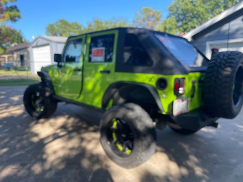 Used 2012 Jeep Wrangler Unlimited Sport image 13