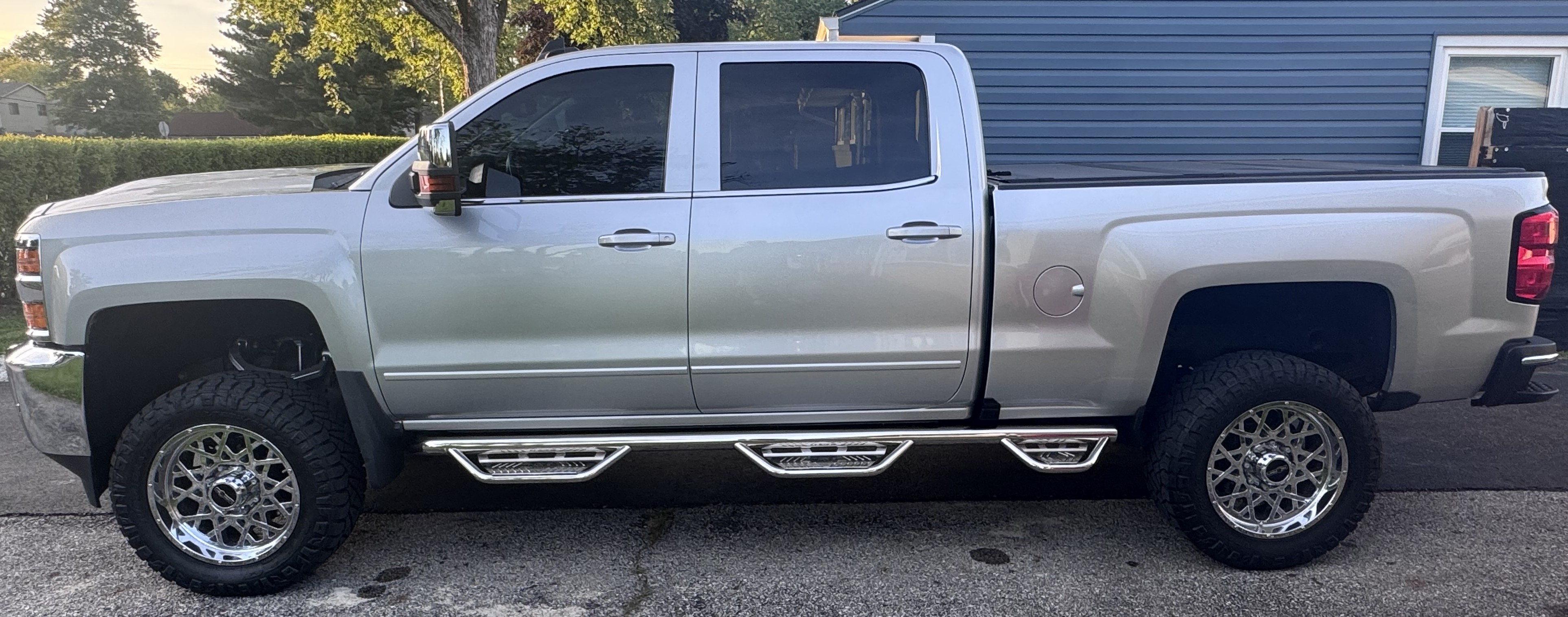 Used 2017 Chevrolet Silverado 2500 LT w/ LT Fleet Convenience Package AWD/4WD image 9