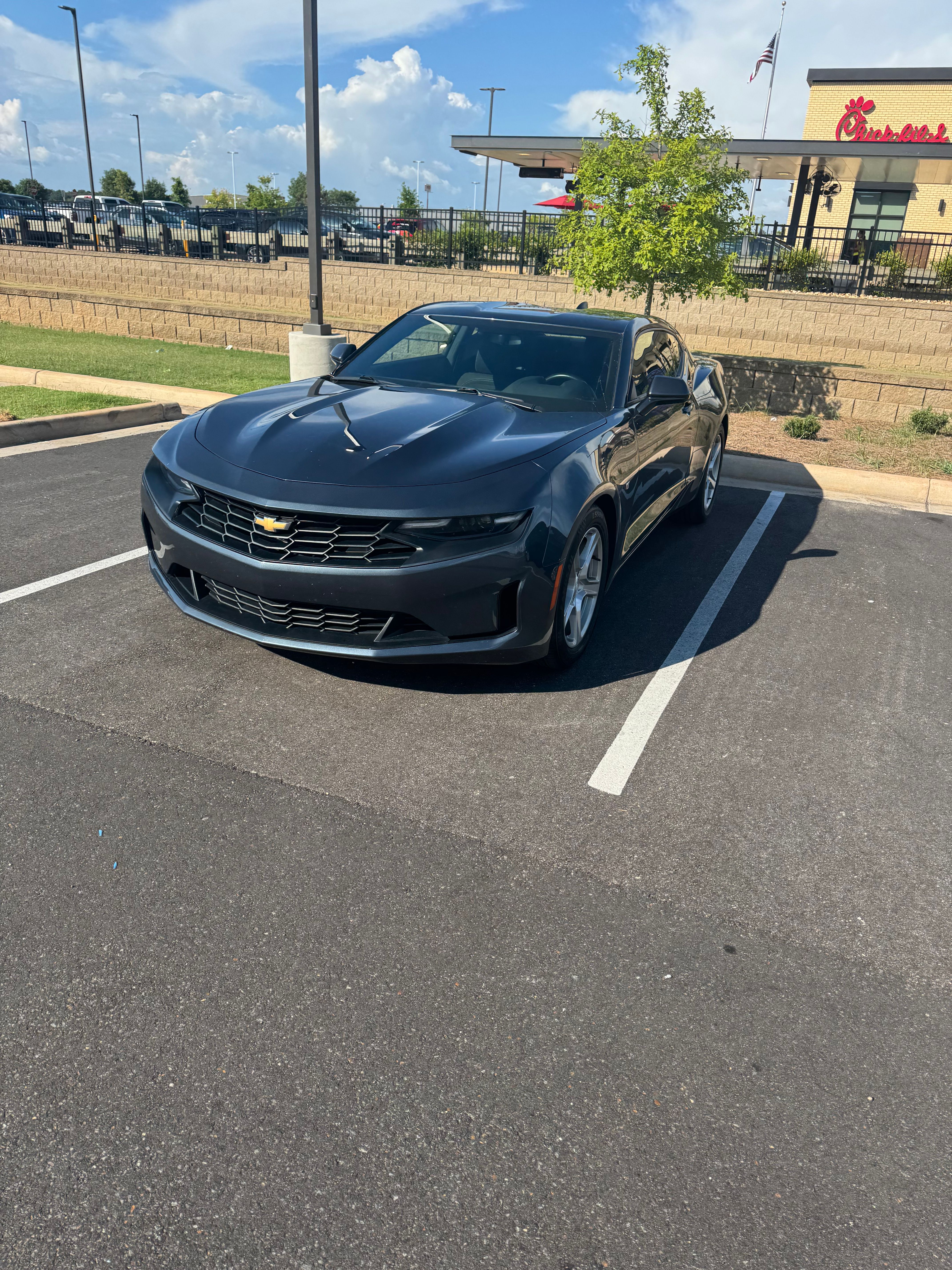 Used 2023 Chevrolet Camaro LT RWD image 5
