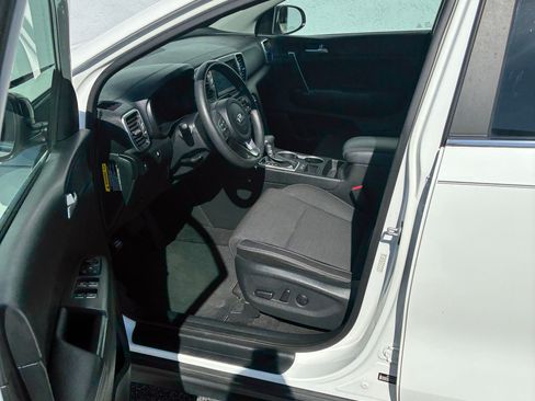 Used 2019 Kia Sportage LX w/ Option Group 017 FWD image 5