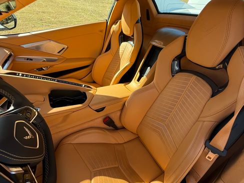 Used 2024 Chevrolet Corvette Stingray Convertible 2D w/ Z51 Performance Package image 27