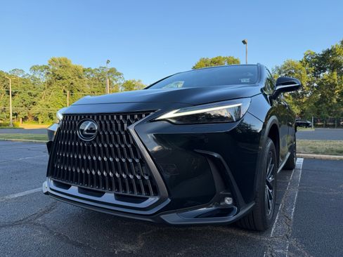 Used 2024 Lexus NX 350 AWD w/ Vision Package image 2
