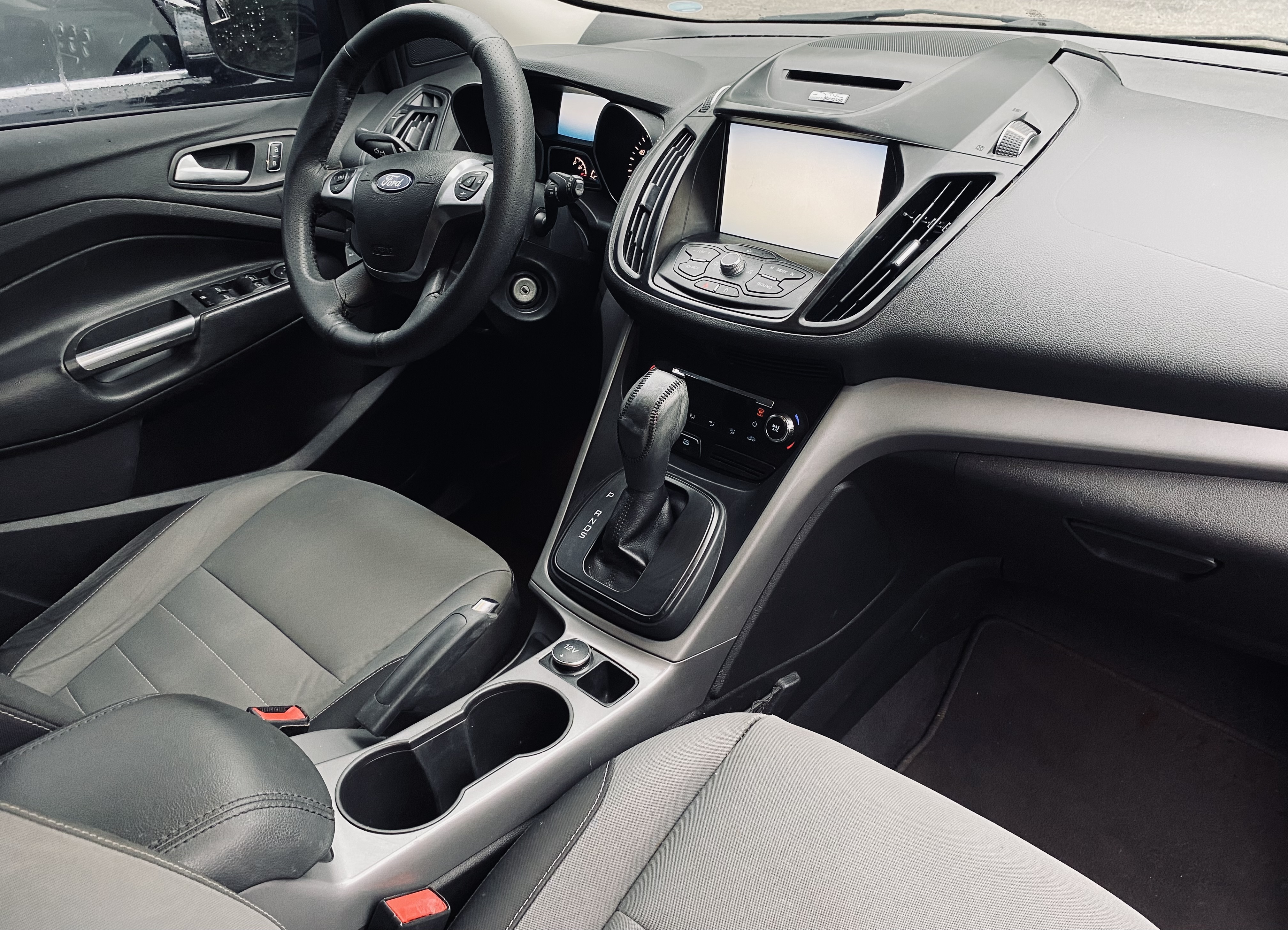 Used 2015 Ford Escape SE w/ Equipment Group 201A AWD/4WD image 28