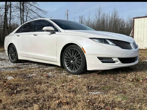 Used 2015 Lincoln MKZ AWD w/ Equipment Group 102A Reserve image 2