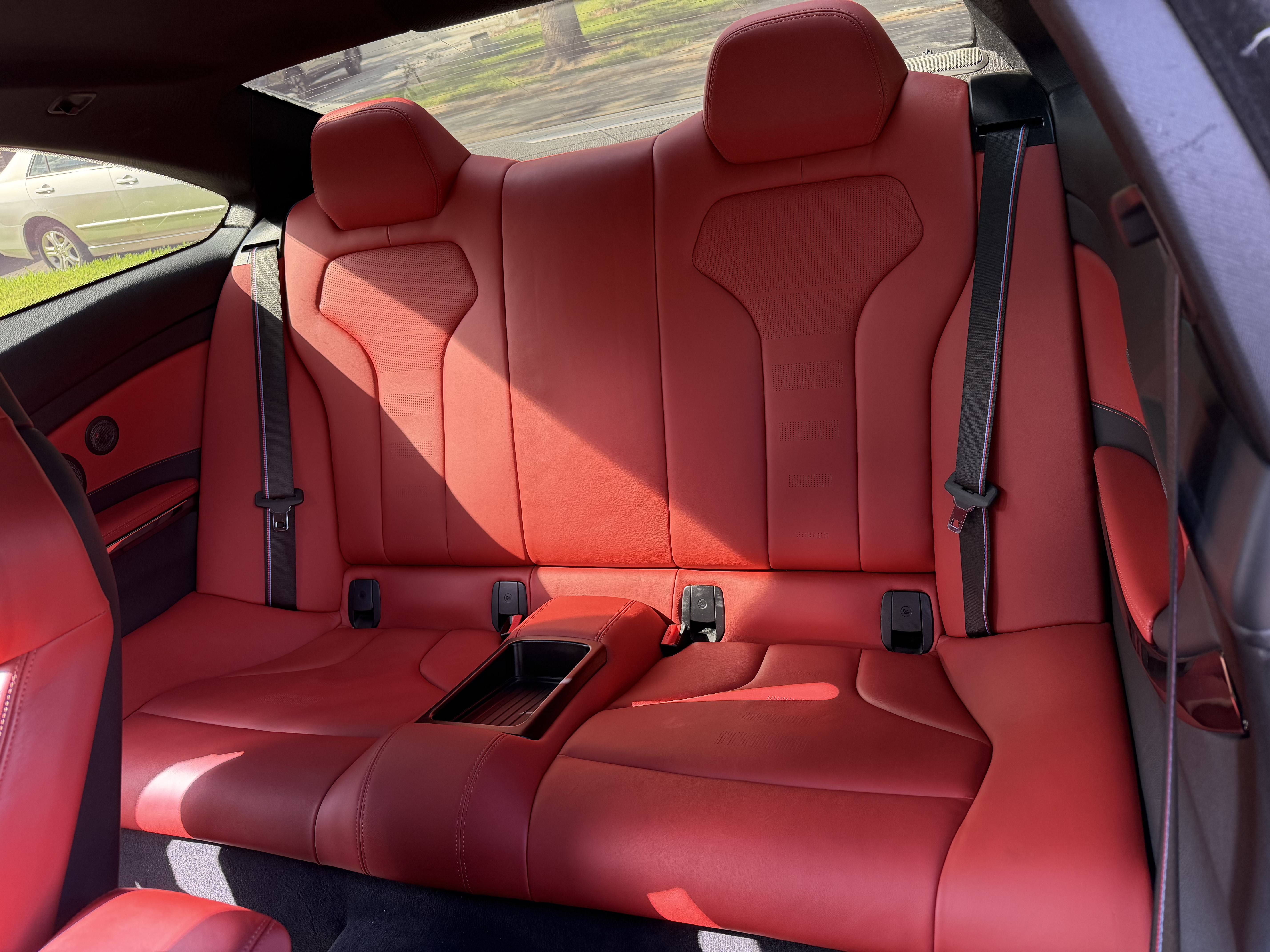 Used 2018 BMW M4 Coupe RWD image 16