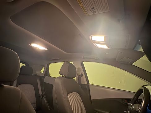 Used 2021 Hyundai Kona SEL Plus image 15