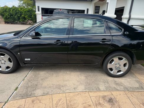 Used 2008 Chevrolet Impala SS w/ Convenience Package FWD image 8