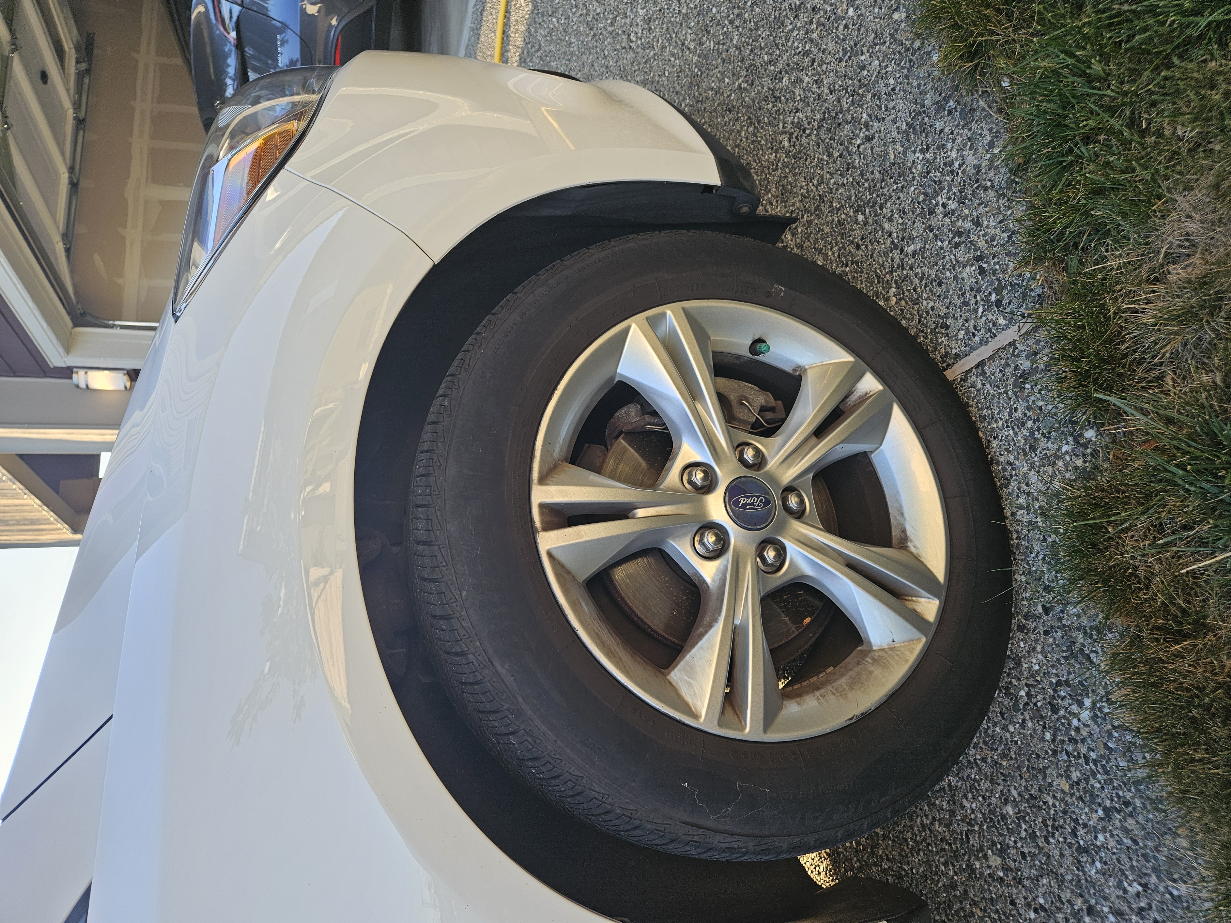 Used 2013 Ford Focus SE FWD image 12
