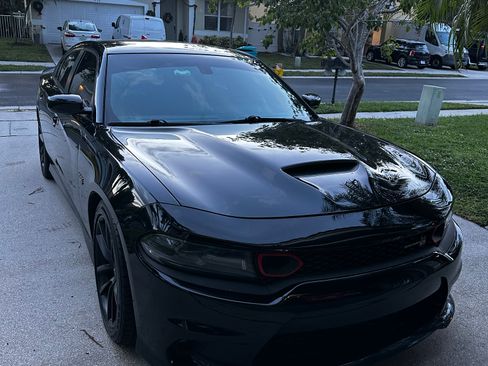 Used 2019 Dodge Charger Scat Pack w/ Plus Group image 17