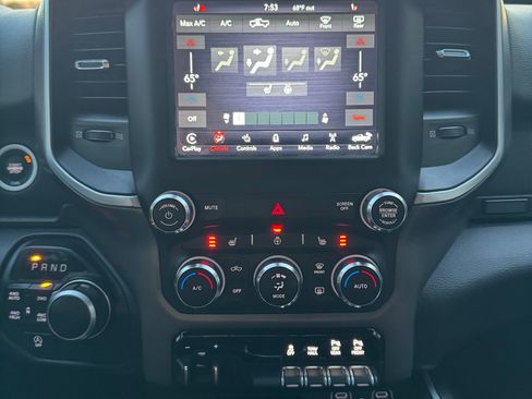 Used 2021 RAM 1500 Big Horn AWD/4WD image 19