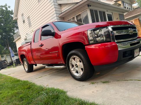 Used 2010 Chevrolet Silverado 1500 LT w/ Power Pack Plus RWD image 5
