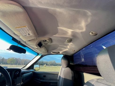 Used 2003 GMC Sierra 1500 SLE w/ Suspension Package, Off-Road image 13