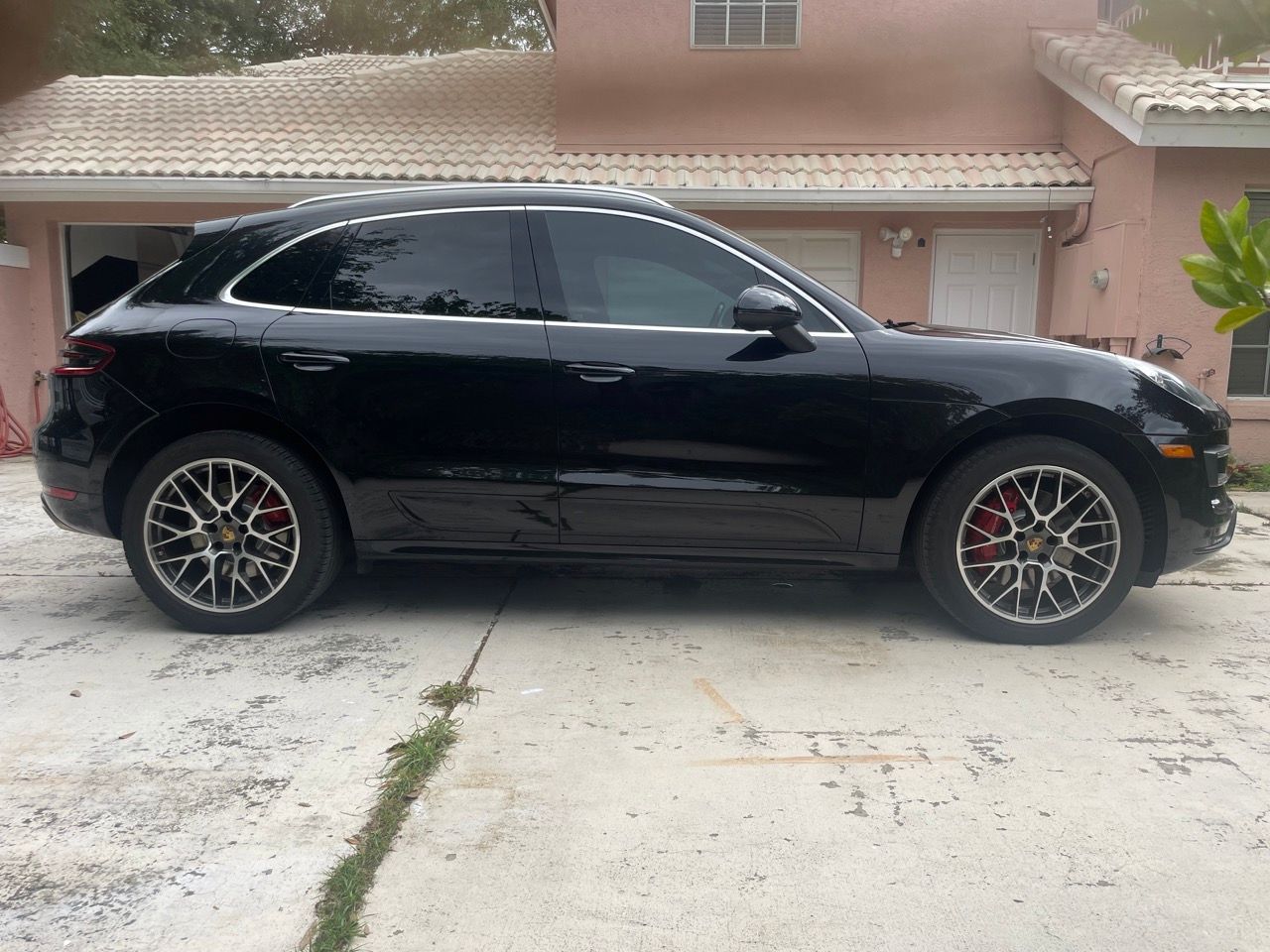 Used 2015 Porsche Macan Turbo AWD/4WD image 5