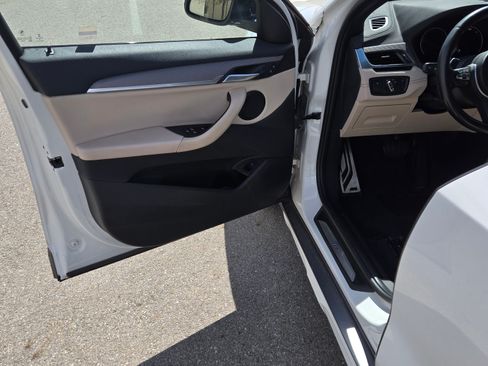 Used 2018 BMW X2 sDrive28i image 10