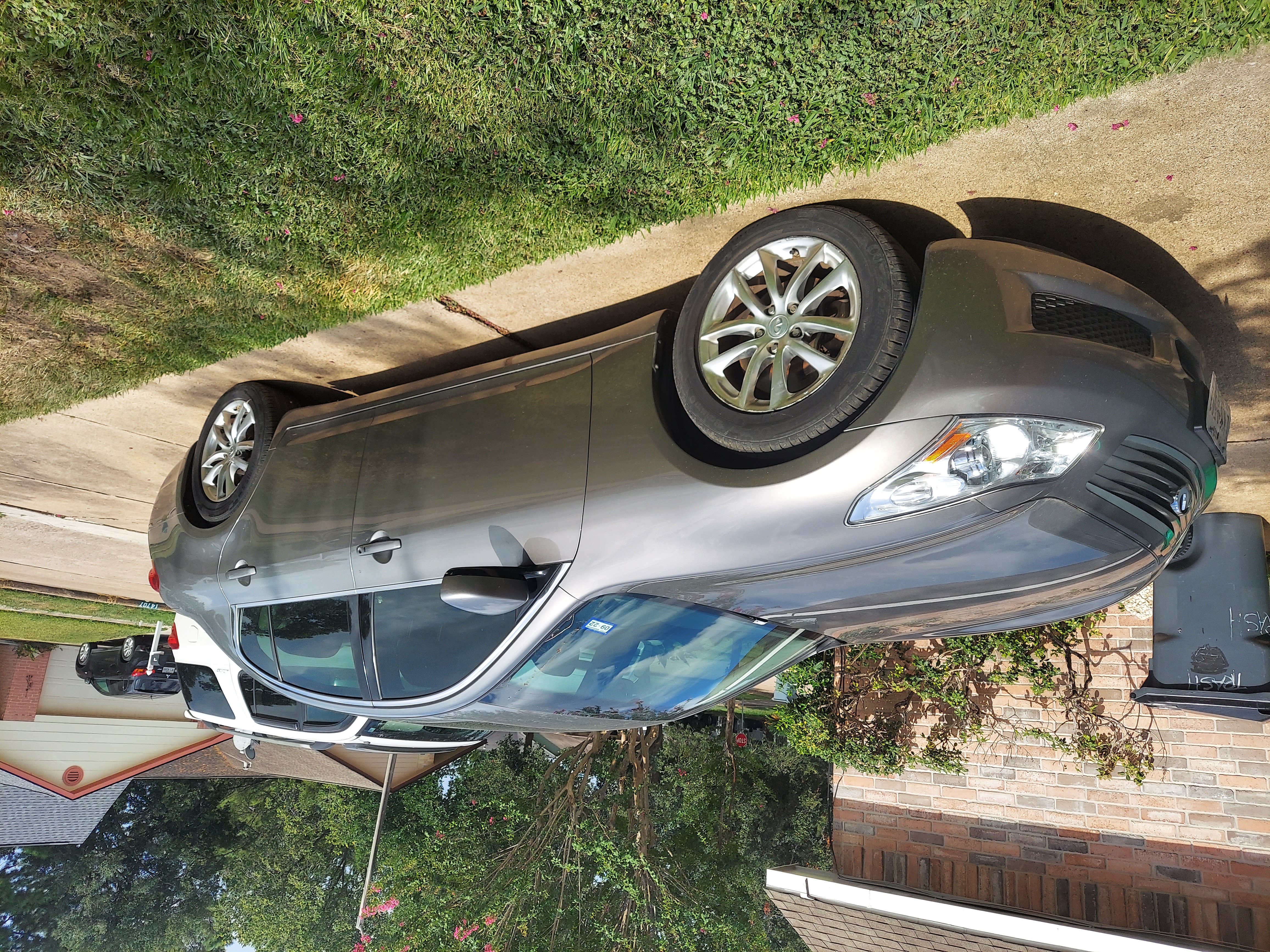 Used 2009 INFINITI G37 Journey w/ Premium Pkg RWD image 2