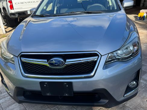 Used 2017 Subaru Crosstrek 2.0i Premium image 12