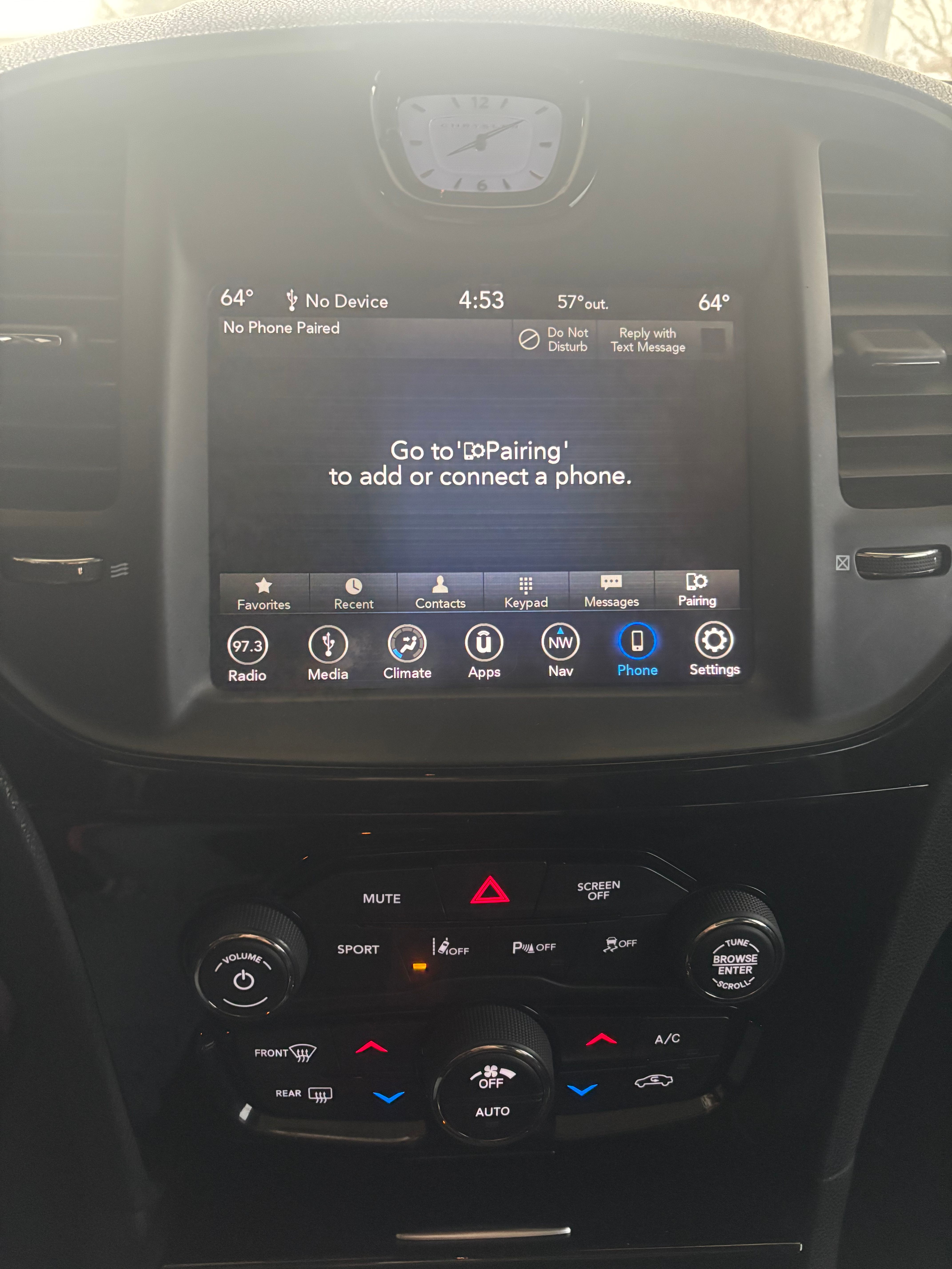 Used 2018 Chrysler 300 S w/ 300S Premium Group RWD image 5
