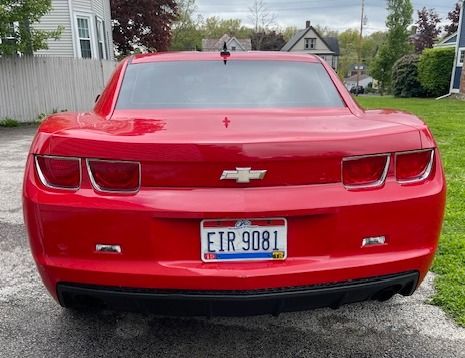 Used 2010 Chevrolet Camaro LS RWD image 5