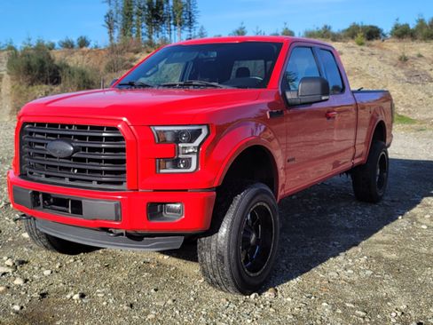 Used 2016 Ford F150 XLT w/ Equipment Group 302A Luxury image 6