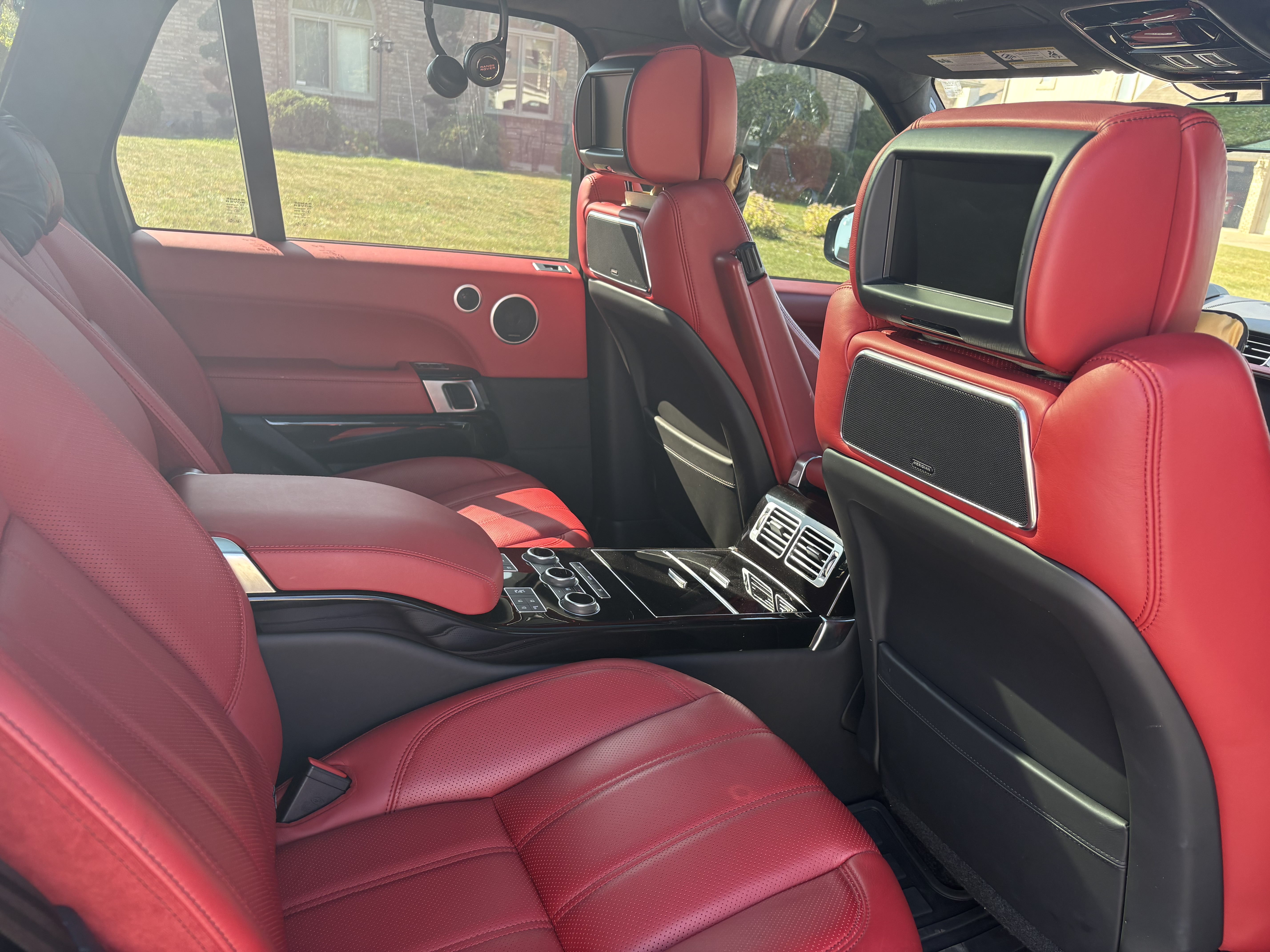 Used 2016 Land Rover Range Rover Autobiography AWD/4WD image 10