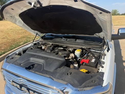 Used 2021 RAM 2500 Laramie AWD/4WD image 6