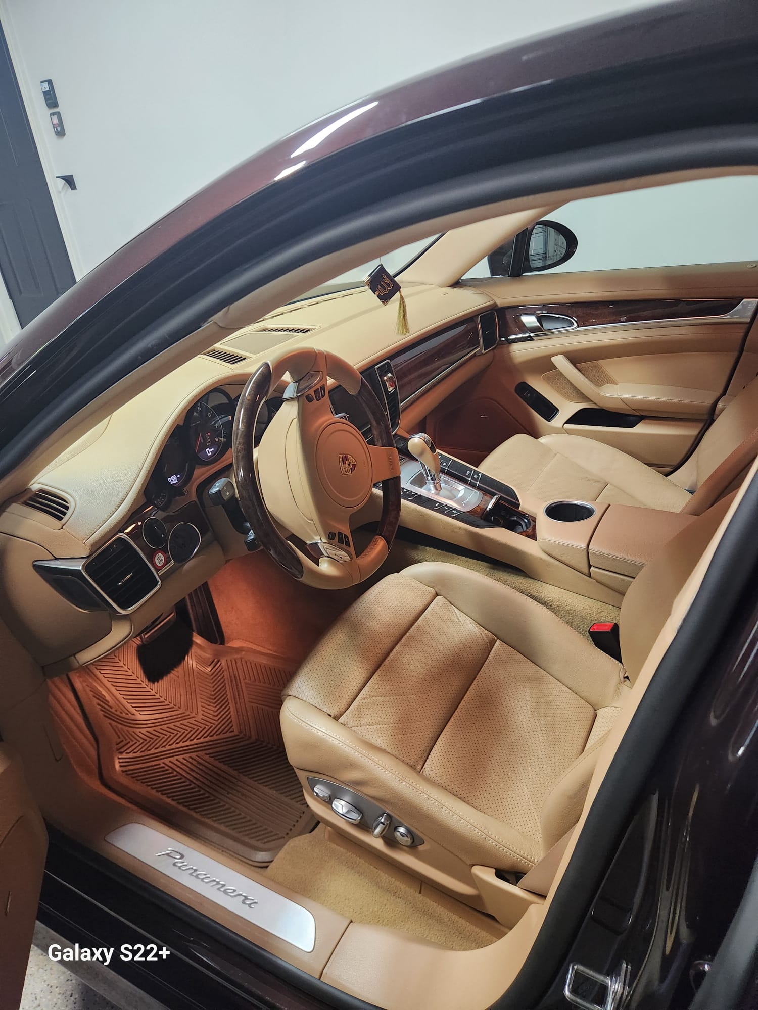 Used 2012 Porsche Panamera image 4