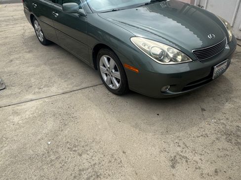 Used 2005 Lexus ES 330 image 9