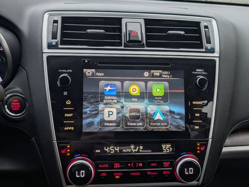 Used 2018 Subaru Outback 3.6R Limited image 14