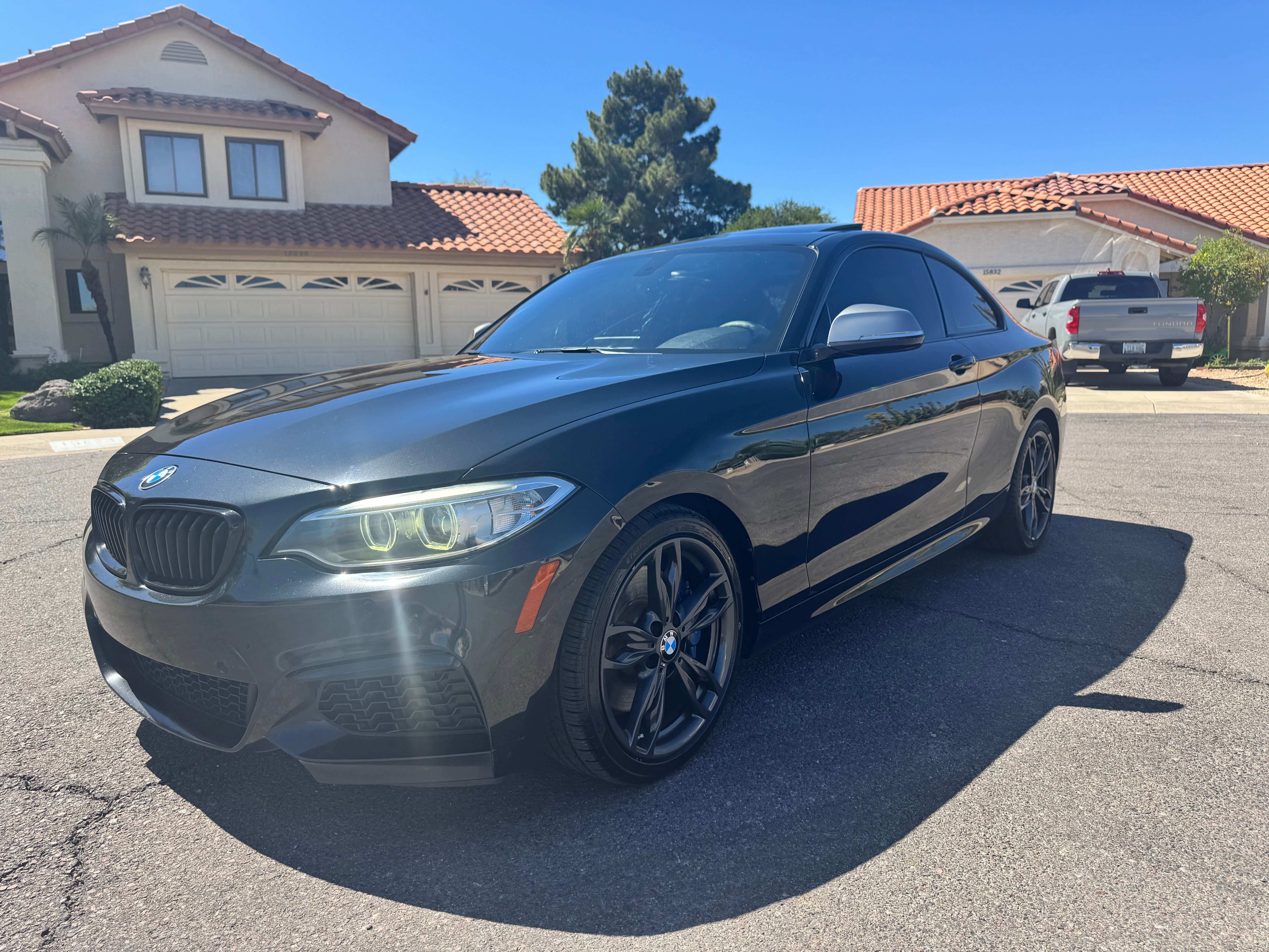 Used 2016 BMW M235i Coupe RWD image 1