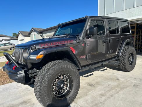 Used 2019 Jeep Wrangler Unlimited Rubicon image 1