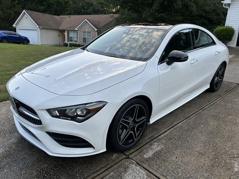 Used 2023 Mercedes-Benz CLA 250 4MATIC image 4
