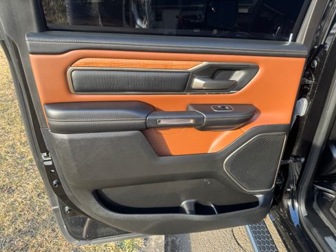 Used 2022 RAM 1500 Limited w/ Body-Colour Bumper Group image 27