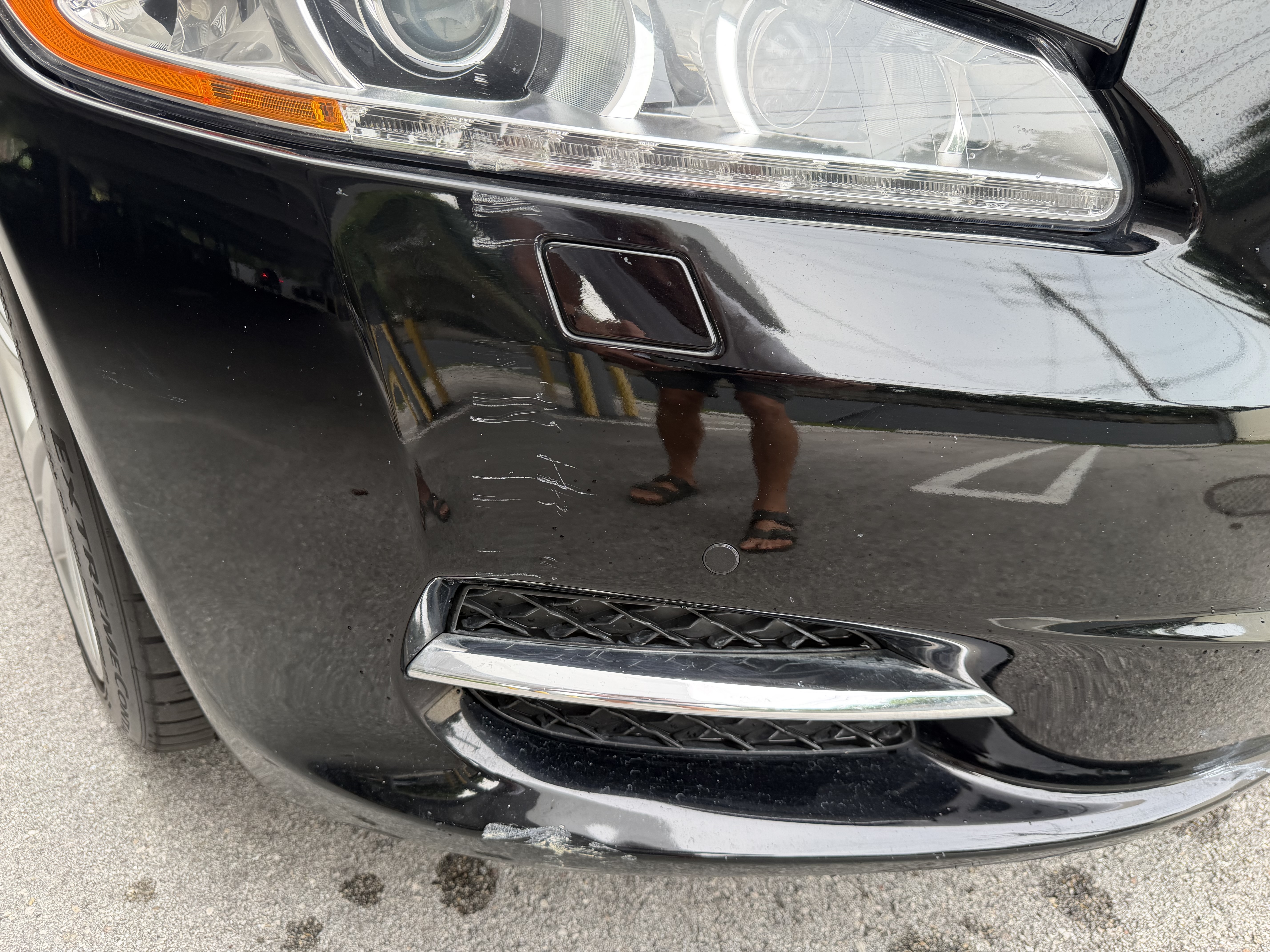 Used 2012 Jaguar XJ L RWD image 9