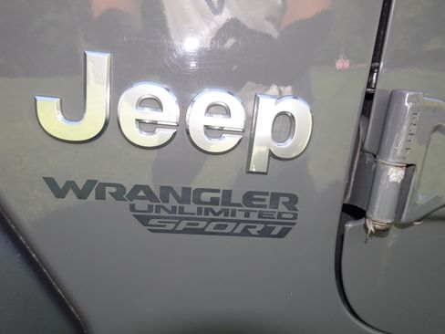 Used 2019 Jeep Wrangler Unlimited Sport S AWD/4WD image 20