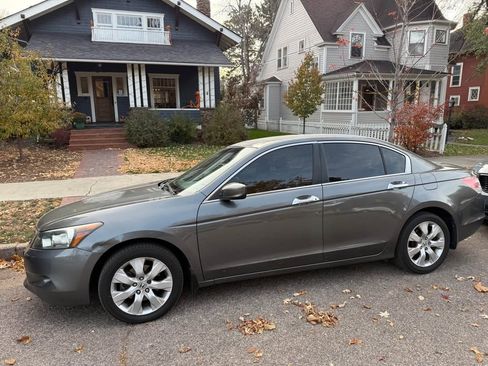 Used 2010 Honda Accord EX-L image 1