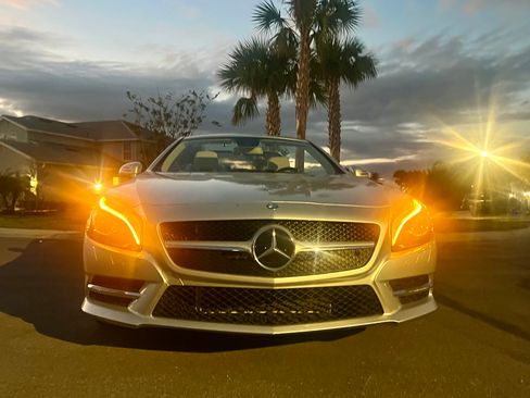 Used 2016 Mercedes-Benz SL 400 image 1