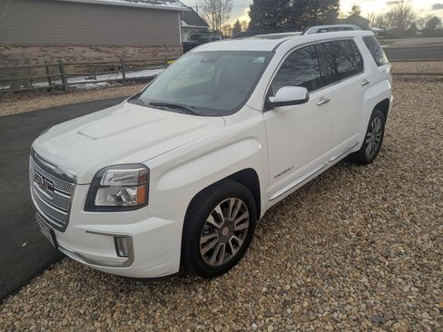 Used 2016 GMC Terrain Denali image 1