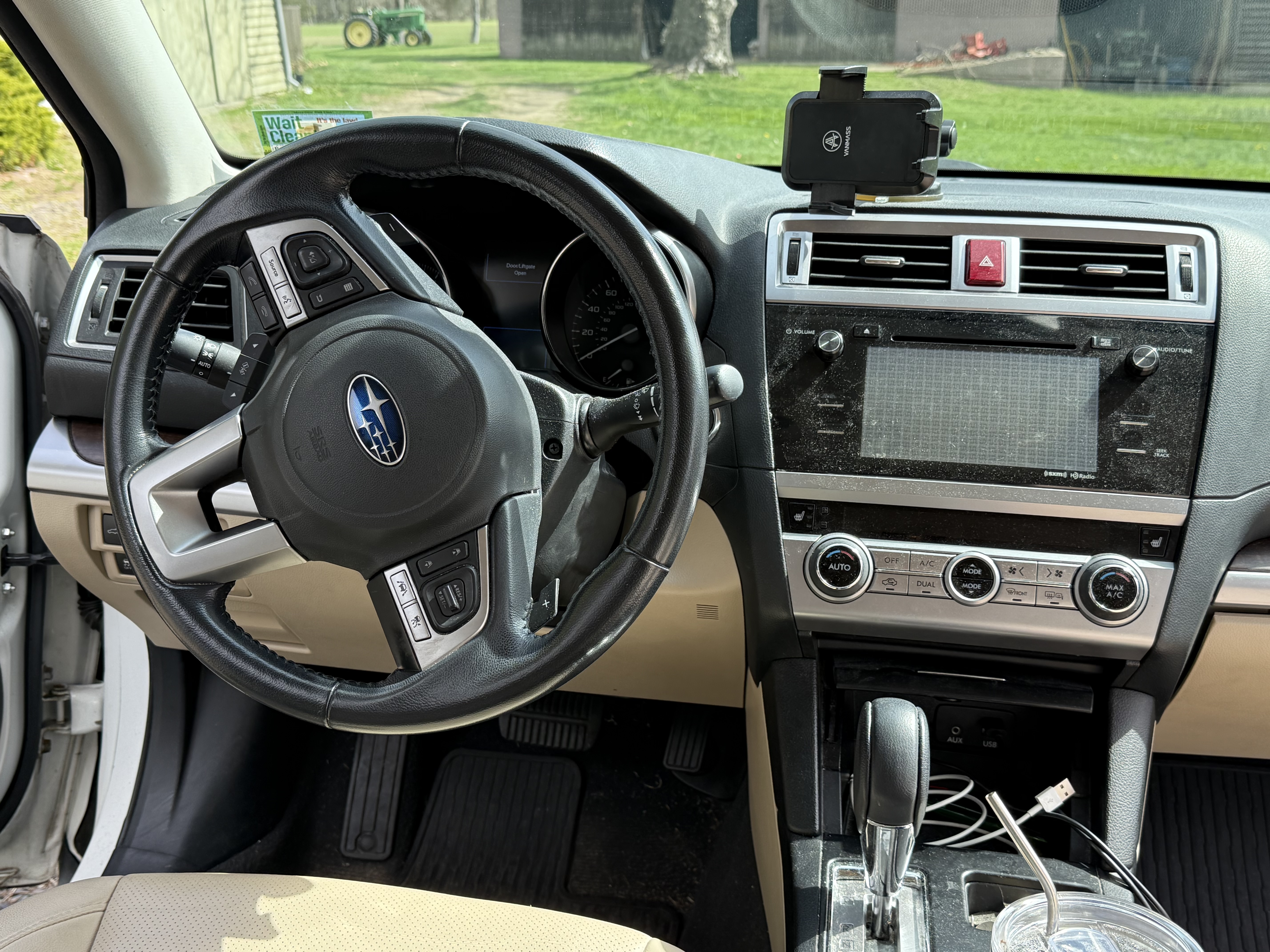 Used 2016 Subaru Outback 3.6R Limited AWD/4WD image 6
