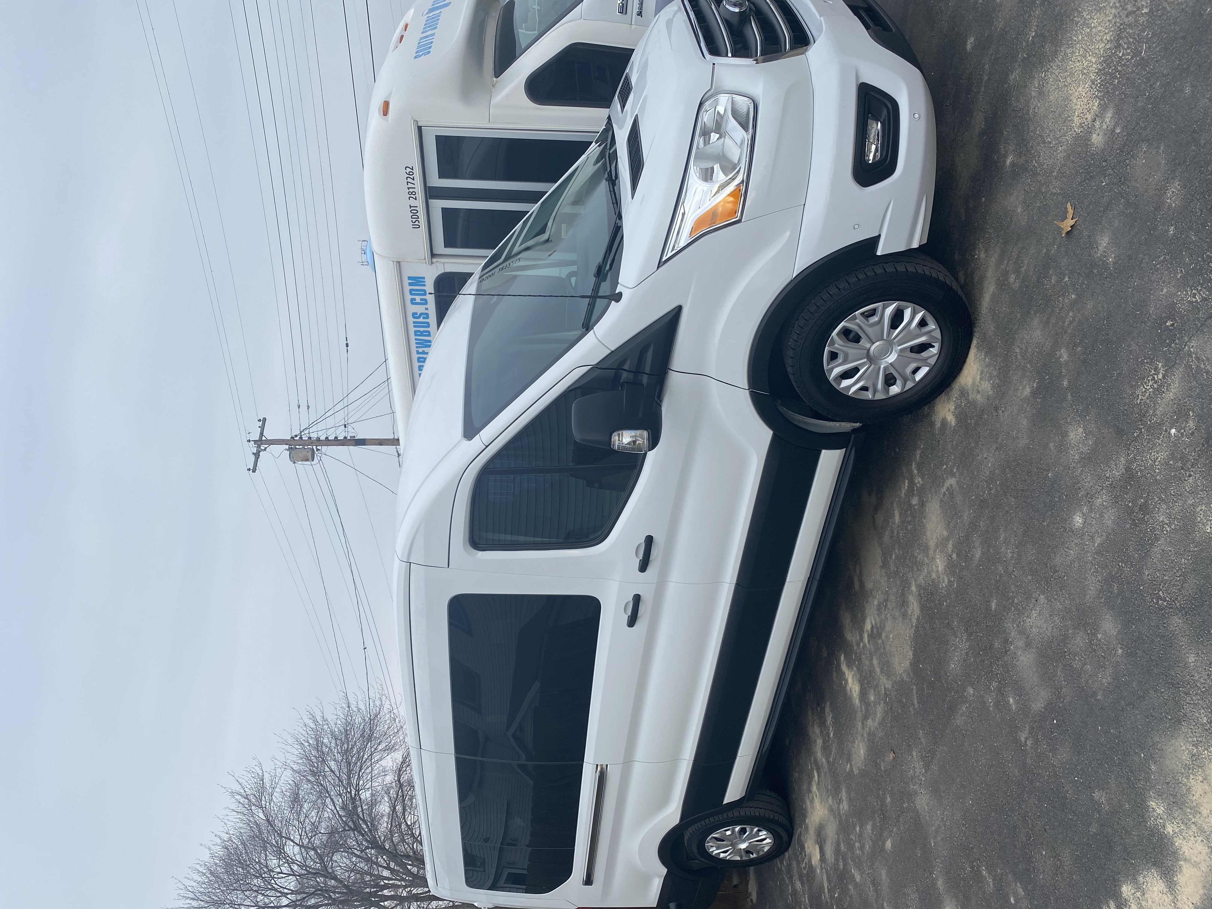 Used 2020 Ford Transit 350 XLT RWD image 2
