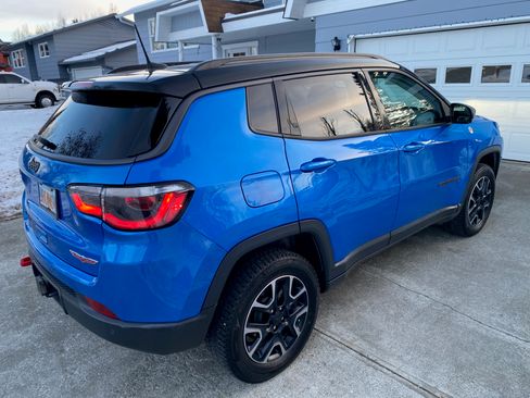 Used 2019 Jeep Compass Trailhawk w/ Leather Interior Group image 2