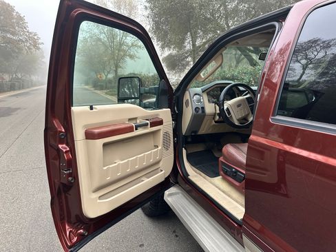 Used 2008 Ford F350 King Ranch image 13