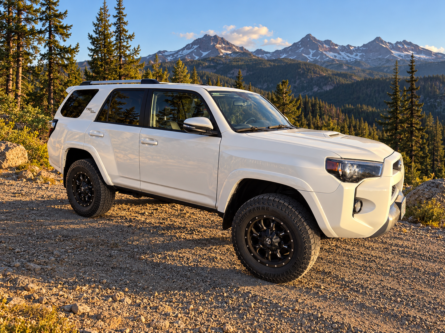 Used 2018 Toyota 4Runner TRD Off-Road Premium AWD/4WD image 1