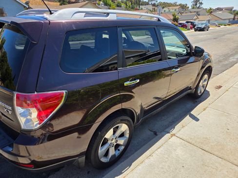 Used 2013 Subaru Forester 2.5XT Touring w/ Popular Pkg 2 image 9