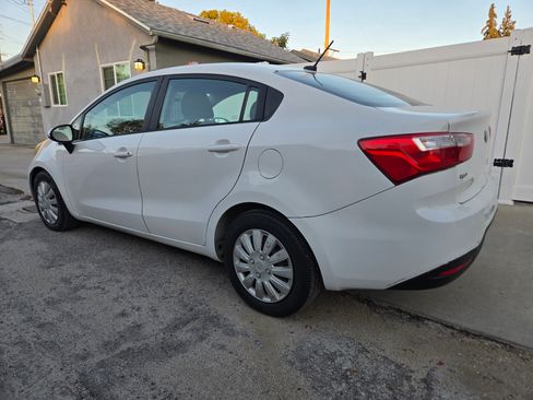 Used 2013 Kia Rio LX image 8