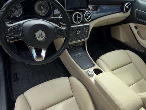 Used 2016 Mercedes-Benz GLA 250 4MATIC image 17