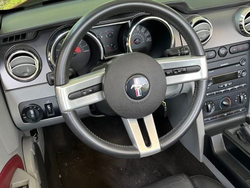 Used 2007 Ford Mustang GT RWD image 8