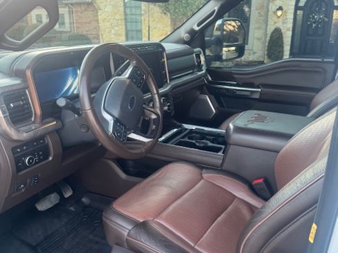 Used 2024 Ford F350 King Ranch w/ Chrome Package image 9