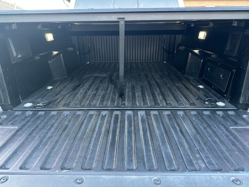 Used 2024 Toyota Tacoma TRD Sport w/ TRD Sport Upgrade Package RWD image 18