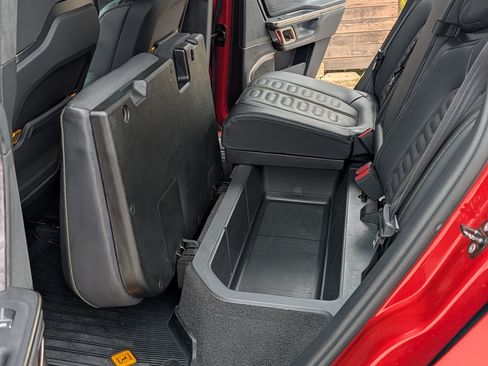 Used 2022 Rivian R1T Launch Edition image 5