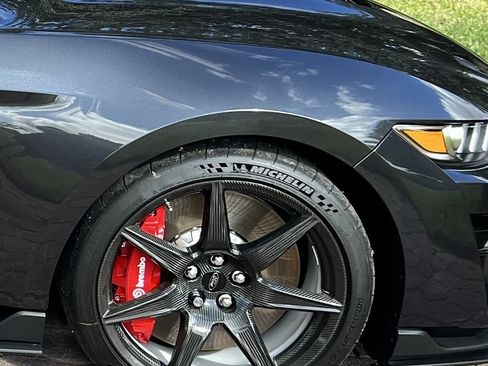 Used 2022 Ford Mustang Shelby GT500 w/ Carbon Fiber Track Pack image 8